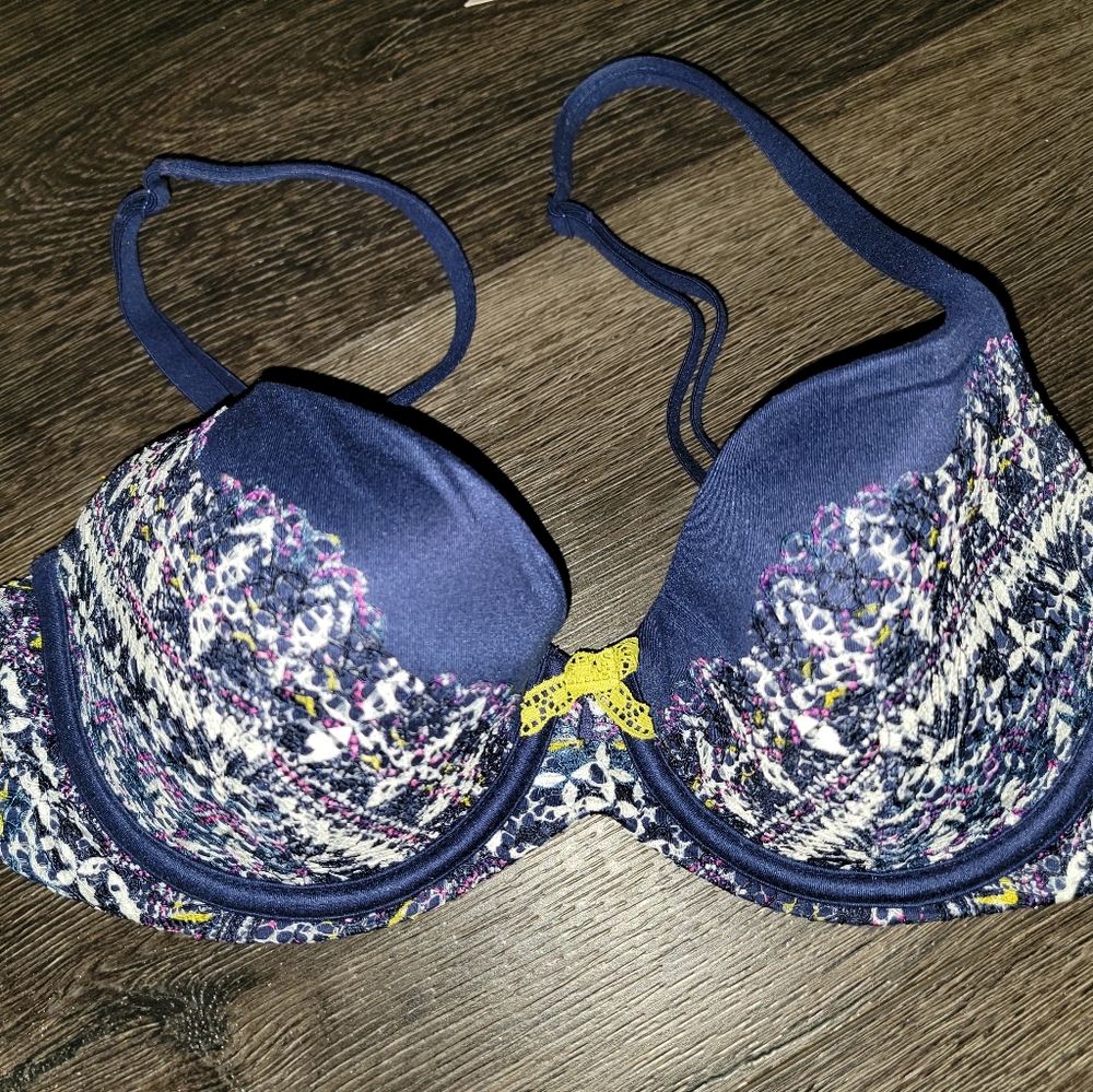 Victoria's Secret Lined Demi Bra